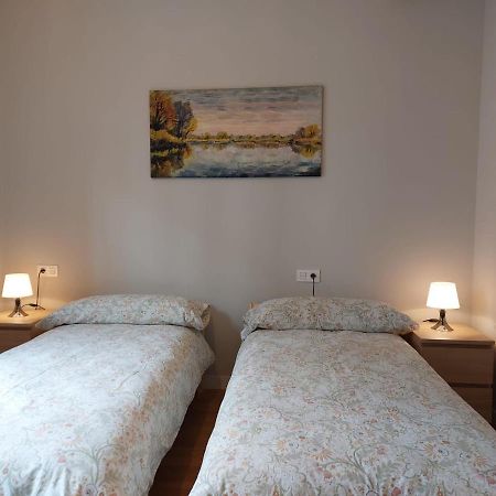 Habitacion En Apartamento Con Zonas Comunes Compartida H2 Bilbao Bagian luar foto